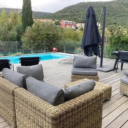 Belle Climatisee Avec Piscine Au Lavandou - Fr-1-308-200 *
