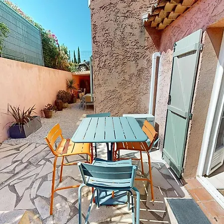Belle Climatisee Avec Piscine Au Lavandou - Fr-1-308-200 Le Lavandou